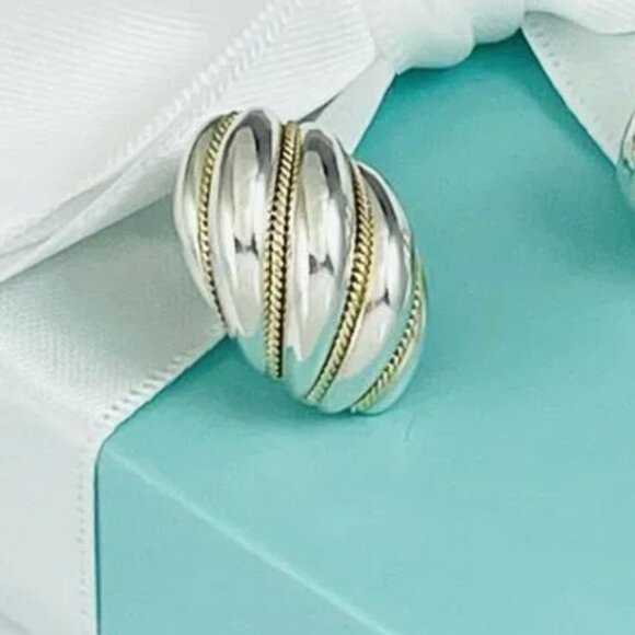 1 Single Tiffany Shell Dome Earring in Silver and Yellow Gold Twist - Picture 3 of 7